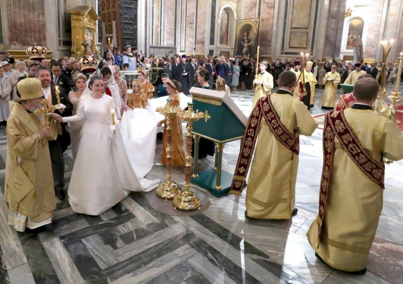 Царская церемония: как прошло венчание наследника династии Романовых