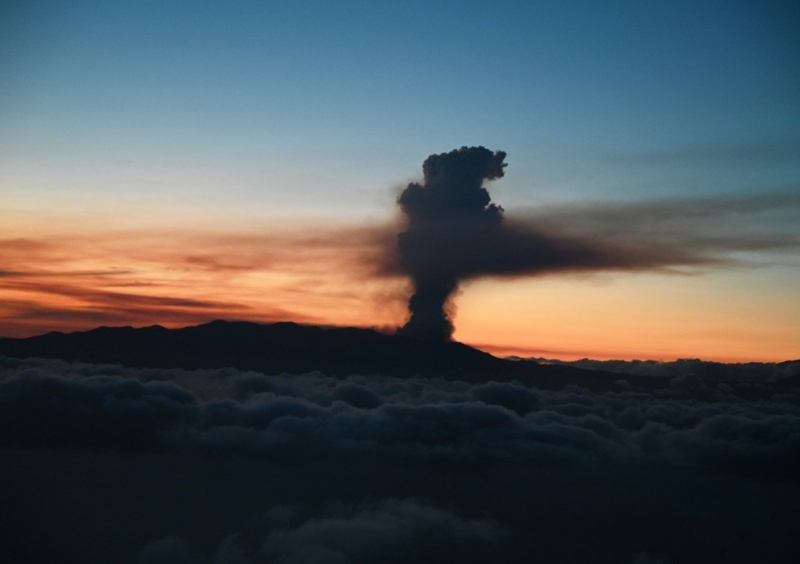 Тают, как масло: извержение вулкана на Канарских островах